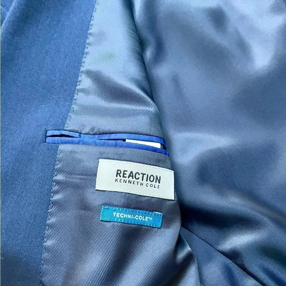 NWT Kenneth Cole Reaction Navy Blazer Jacket - Picture 3 of 5